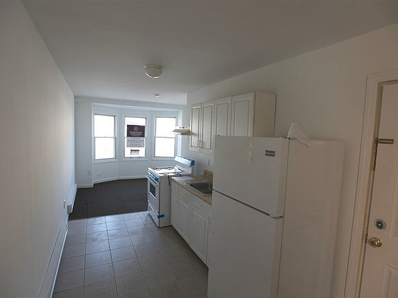 Kitchen/Living Room