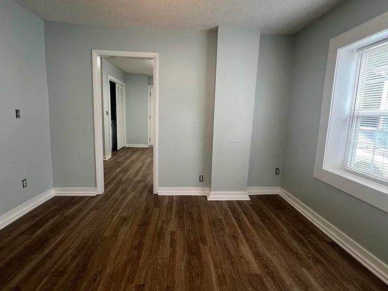 1303 King St — Photo 4