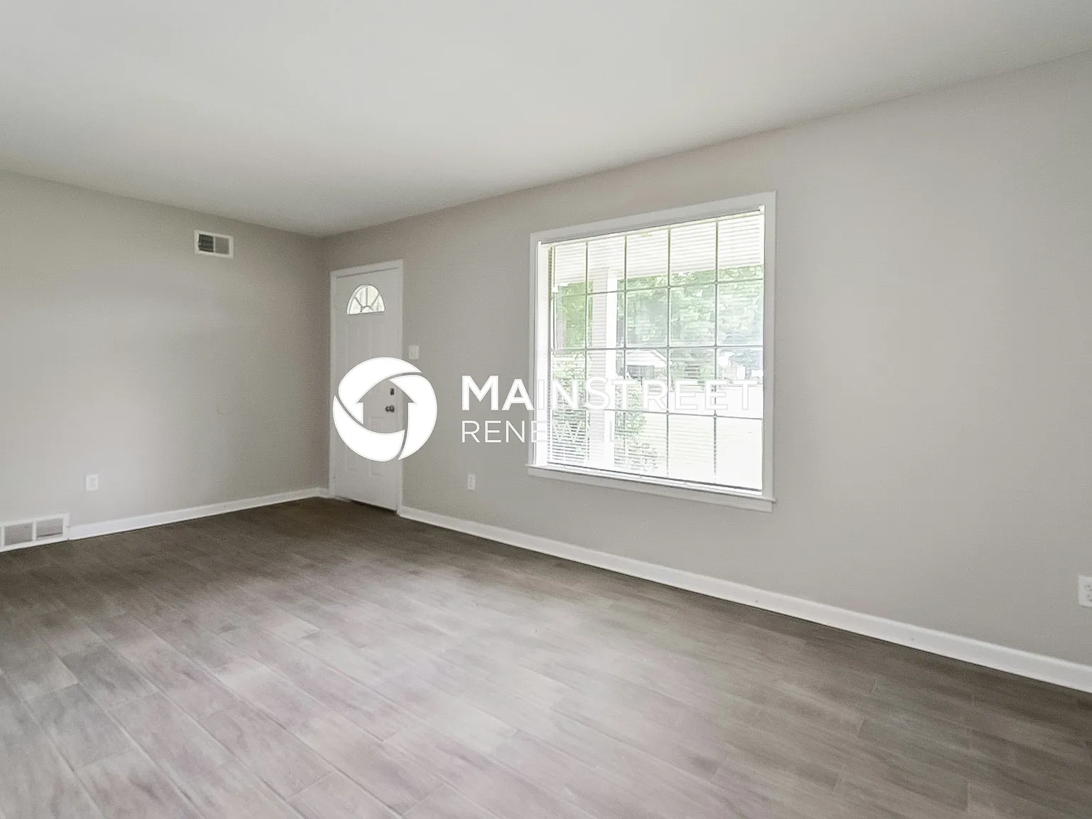 3571 Castleman St — Photo 3