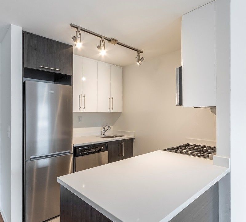 1st image of 360 W 34th St APT 8D