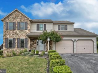 751 W Ridge Rd, Elizabethtown, PA 17022