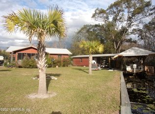120 Breezewood Cir, San Mateo, FL 32187