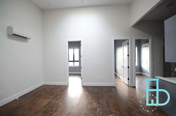 Rented by Miron Realty Group | media 91
