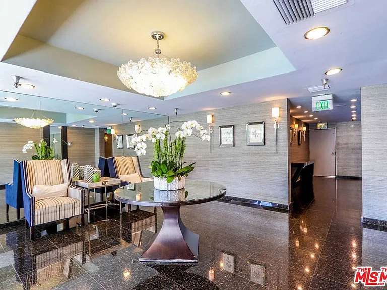121 S Palm Dr #404 — Photo 4