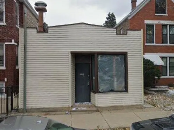 3138 W Pershing Rd, Chicago, IL 60632