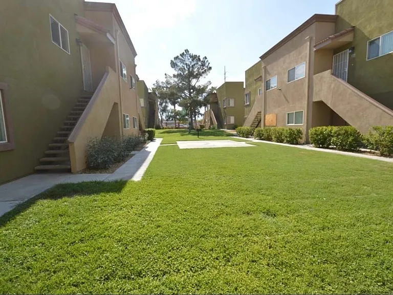 1806 N Decatur Blvd #206 — Photo 9