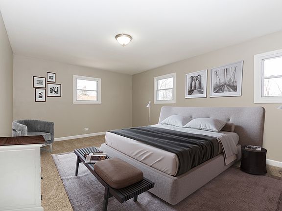 5th image of 5637 Chaucer Dr