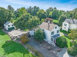 314 Quakertown Rd, Pittstown, NJ 08867