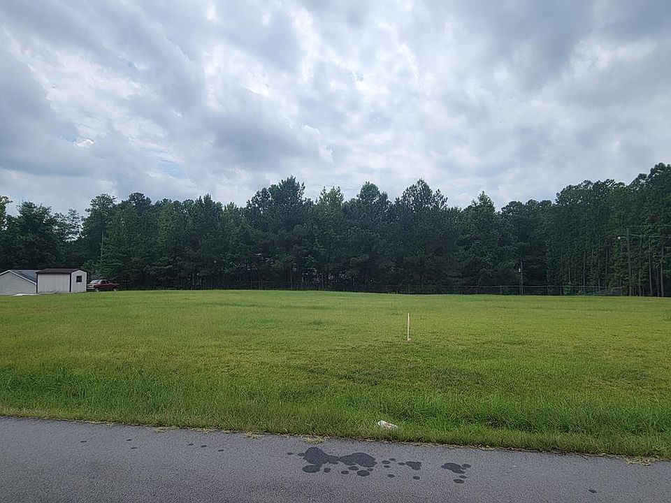 1st image of 2 East Dr