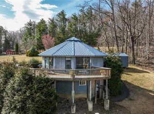 127 Grindstone Ln, Millers Creek, NC 28651