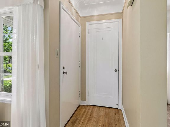 2nd image of 2133 Highland Pkwy