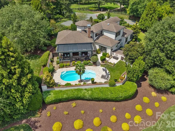 1807 Charden Rd, Davidson, NC 28036