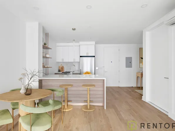 2-24 26th Avenue image 2 of 22