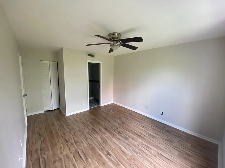 3314 Northside Dr #11 — Photo 10