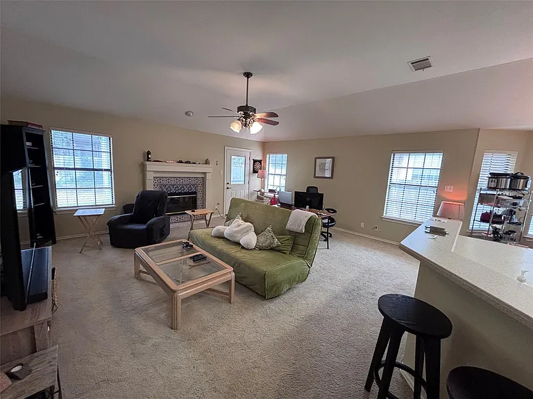 1316 Mesquite Rd — Photo 13