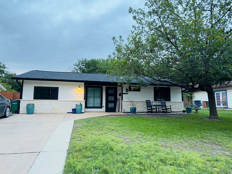 5713 Cedardale Dr — Photo 1