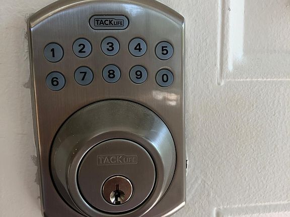 Keypad to enter makes it super easy to take a walk or jog without keys! You can also use keys too!