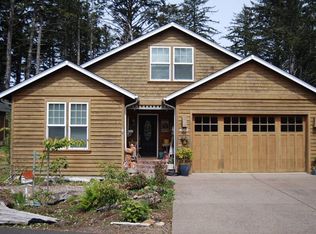 1067 Morning Walk, Depoe Bay, OR 97341