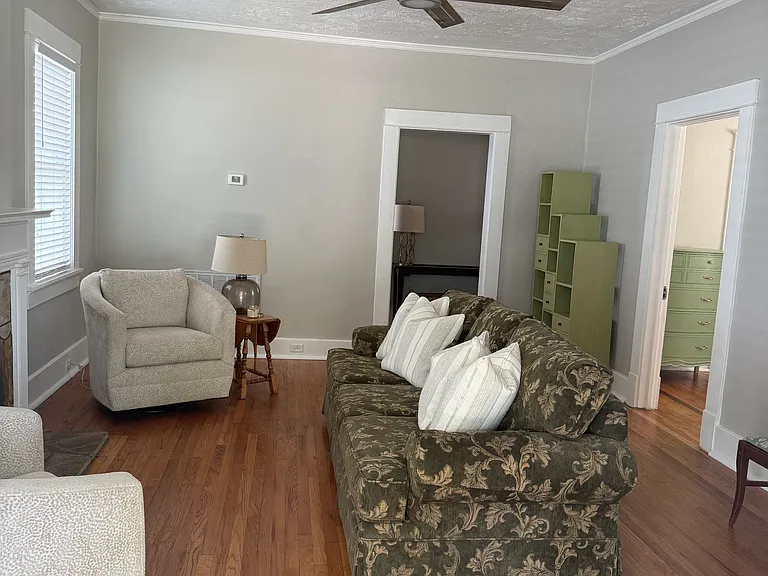 218 Broad St — Photo 10