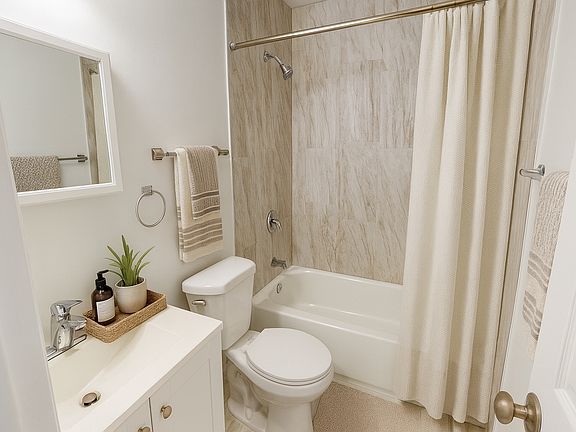 5th image of 444 Mellon St SE APT 3