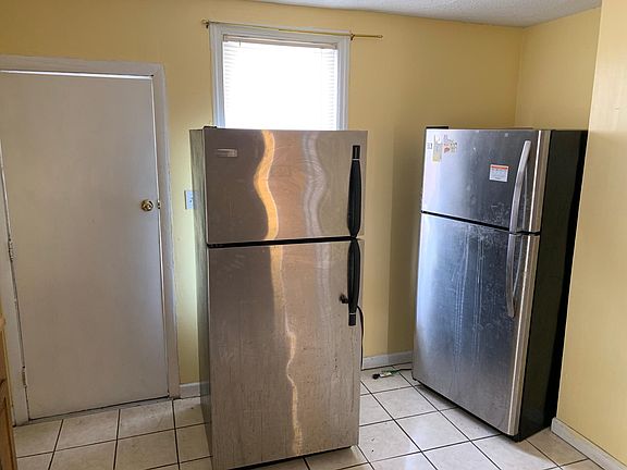 4th image of 258 Salem St #2