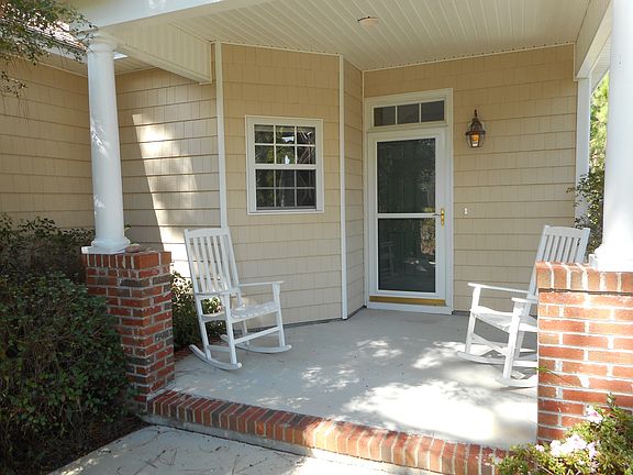 3rd image of 3912 Pepperberry Ln SE