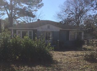 5307 Walnut Dr, Fayetteville, NC 28304