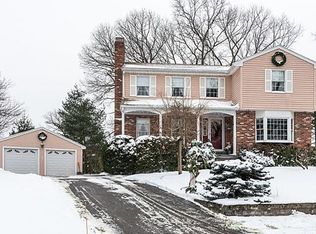 23 Cunningham Cir, Waltham, MA 02453