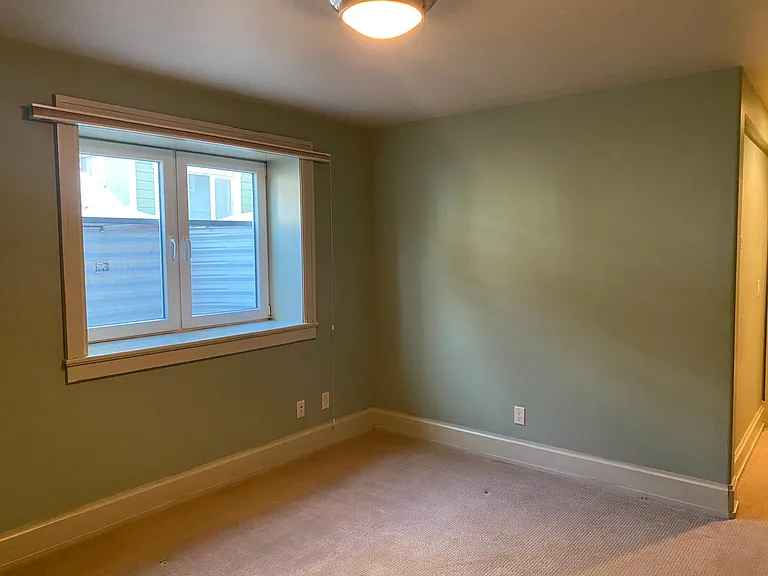 821 Broad St — Photo 54