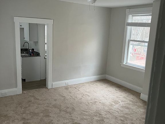 2nd image of 1911 Elm Ave #2