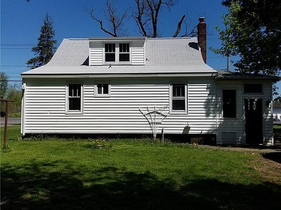 3rd image of 2280 Downer Street Rd