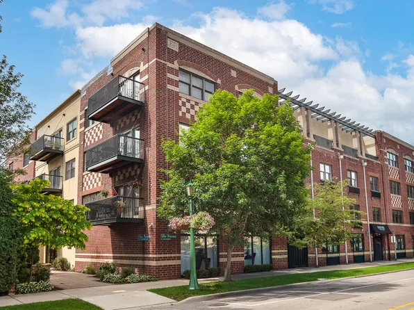 1107 Greenleaf Ave APT 2F, Wilmette, IL 60091