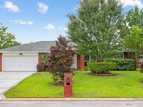 3931 Andershot St, Pace, FL 32571