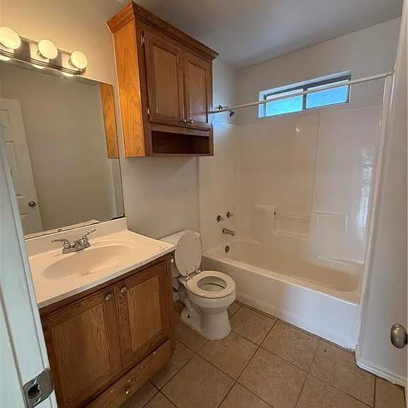 523 Perkins Ave — Photo 8