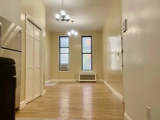 Rented by Oxford Property Group | media 6