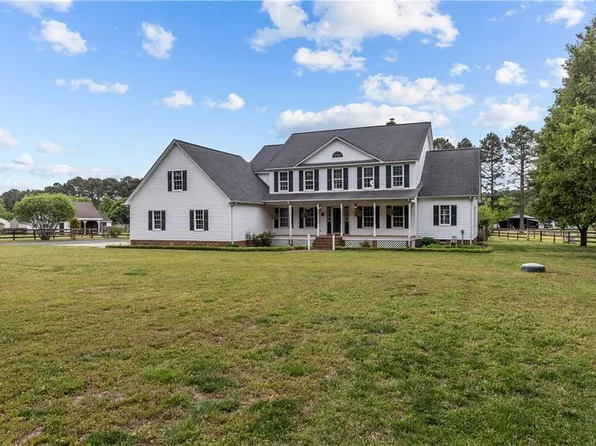2521 Lake Cohoon Rd, Suffolk, VA 23434