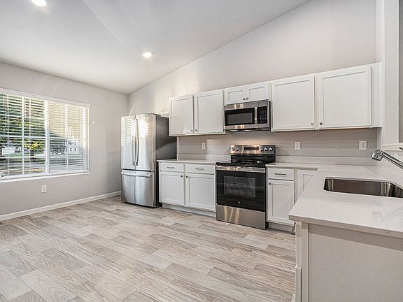 4th image of 5449 E Karen Ct