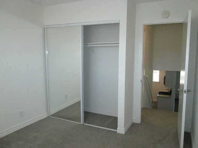 *Floor plans are digital renderings. All dimensions are approximate. Actual product and specifications may vary in dimension or detail. Not all features are available in every apartment.