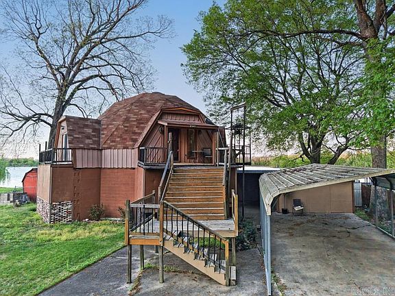 2nd image of 2917 Riverside Dr