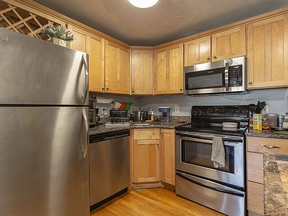 4th image of 221 Minot St APT 12