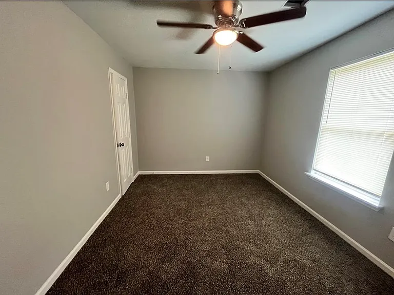 4219 Friar Point Rd — Photo 7