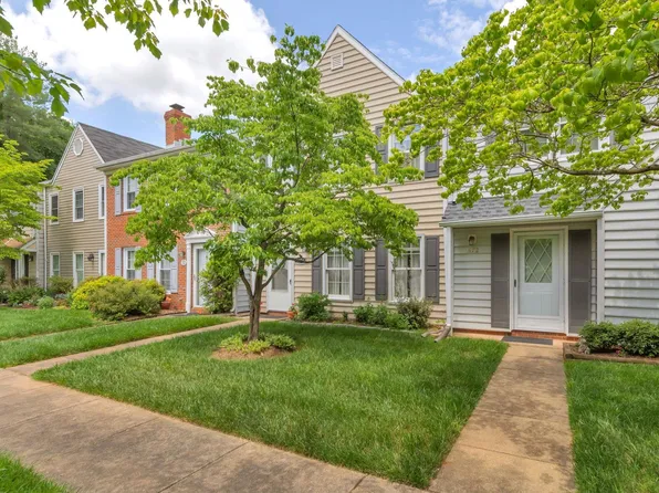 1474 Minor Ridge Ct, Charlottesville, VA 22901