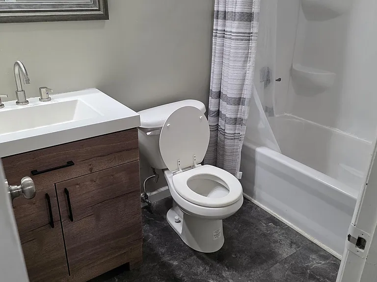 621 S Village Dr — Photo 12