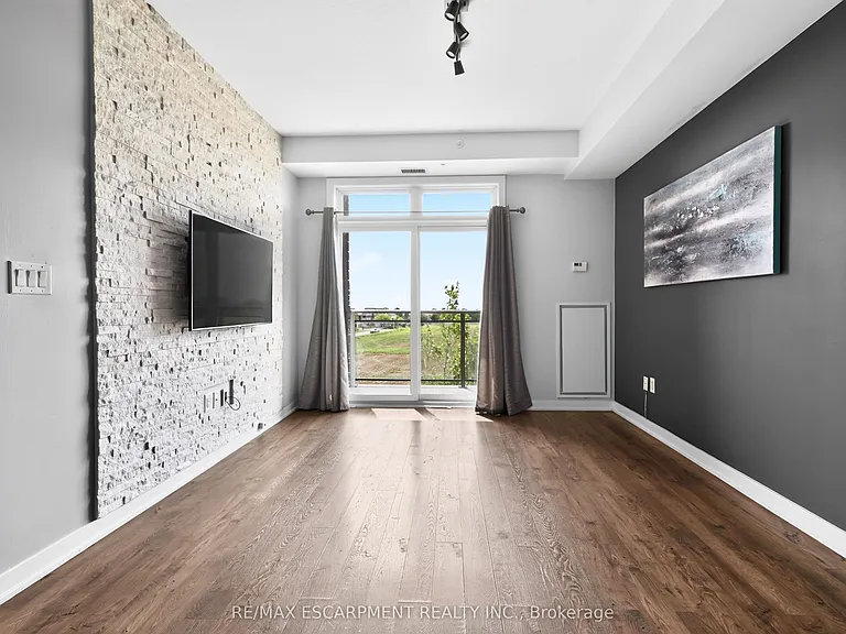 5010 Corporate Dr #315 — Photo 3
