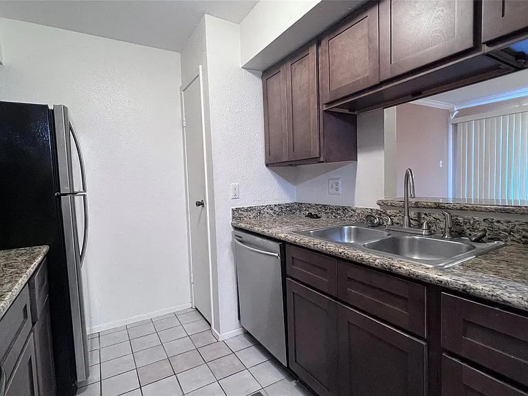 18519 Egret Bay Blvd #1915 — Photo 18