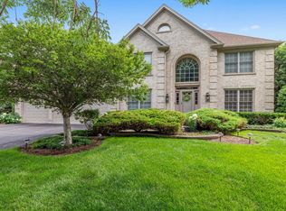 2660 Hoddam Rd, Naperville, IL 60564