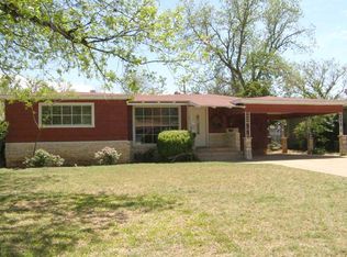 1104 E 14th St, Sweetwater, TX 79556