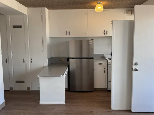 747 University Ave #1, Honolulu, HI 96826