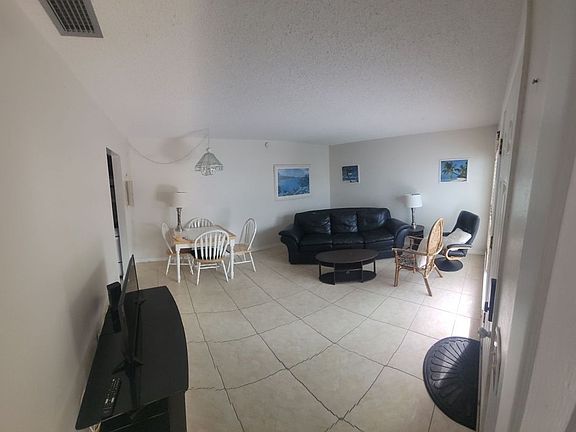 3rd image of 151 Medallion Blvd APT G