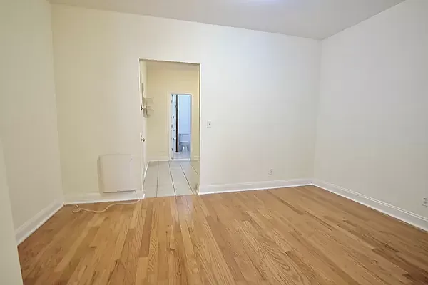 Rented by KYLM, LLC | media 3